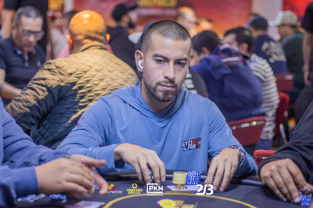 Andrés Carrillo Arrasa en el Día 1A del High Roller: Líder Absoluto con 751.000 Fichas en las Winner Poker Series