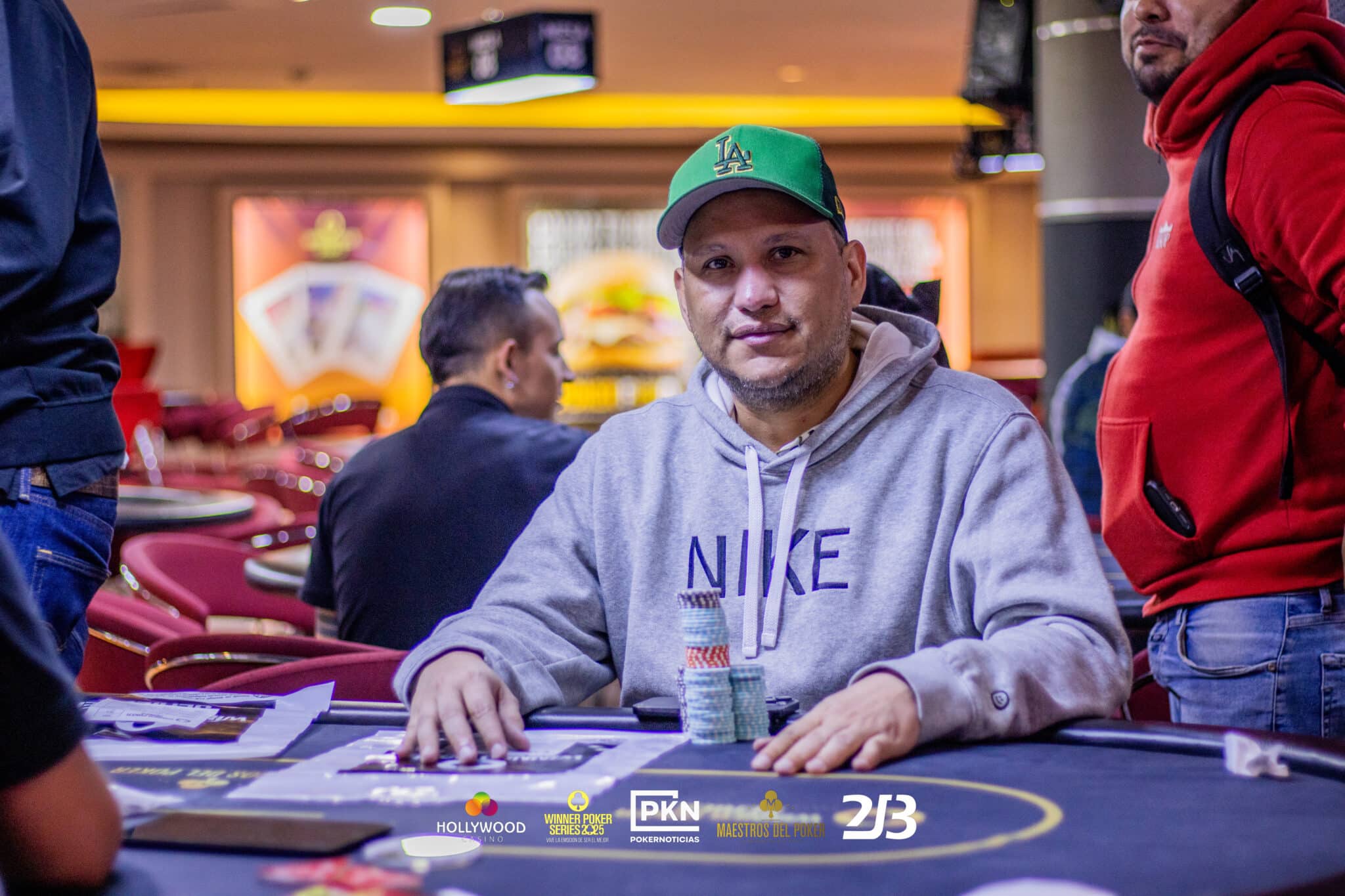 Ruben Suarez Domina el Día 1D del Evento Principal en las Winner Poker Series