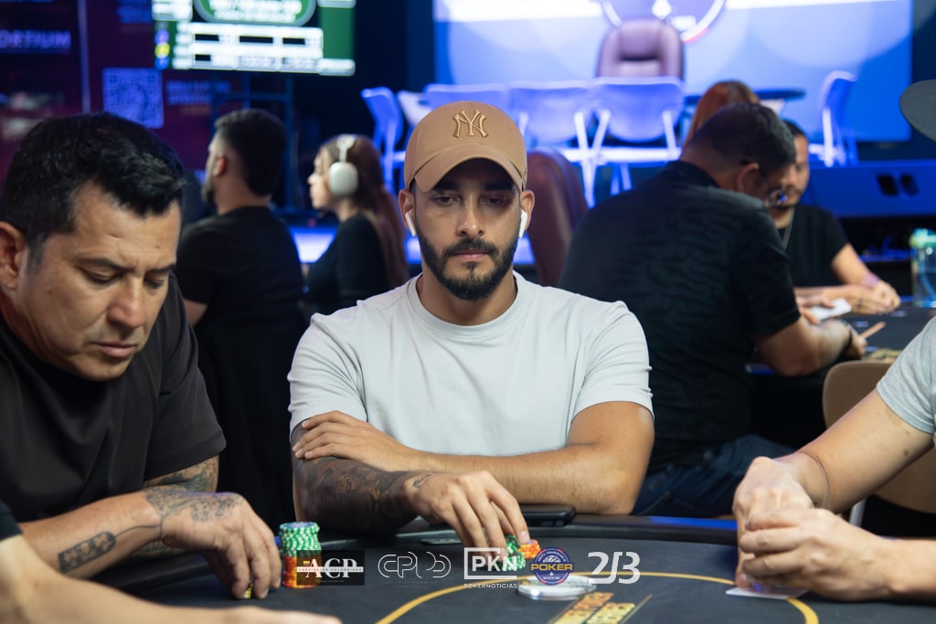 Martínez dominó el chip count en el vuelo más concurrido del Abierto Panamericano de Poker
