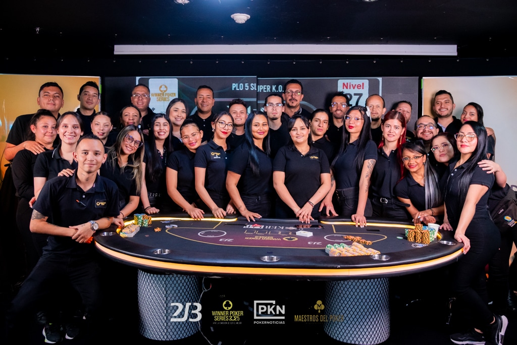 Orjuela se graduó como el primer gran Maestro del Poker colombiano en 2025, este lunes en Bogotá