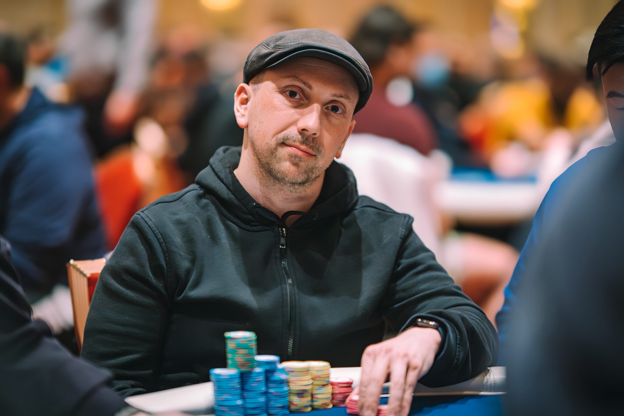 Rezende, Yunis y Gabrenja encabezan la avanzada latina hacia los premios del WPT World Championship