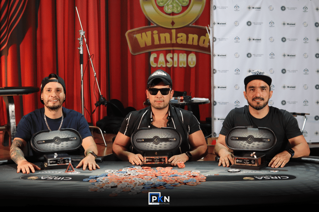 Hernández brindó con tequila por su victoria en el Winland Guadalajara