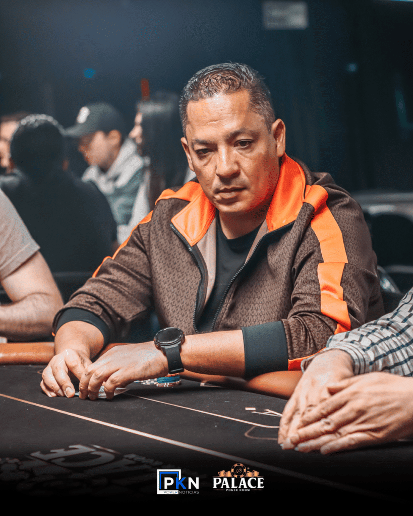 Jiménez y Alarcón tomaron el mando en la cabina de los últimos vuelos de clasificación del Poker Fest