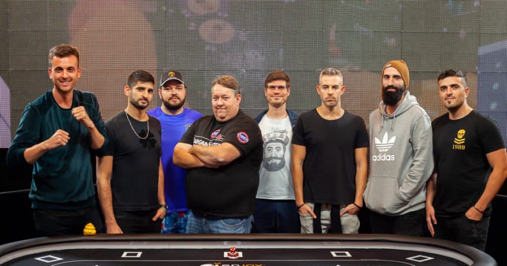 Nezhoda puso a hablar inglés a los finalistas del Enjoy Poker Tour