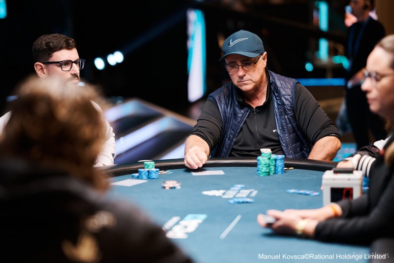 Dattani marca el paso entre los 16 semifinalistas del Evento Principal en Bahamas