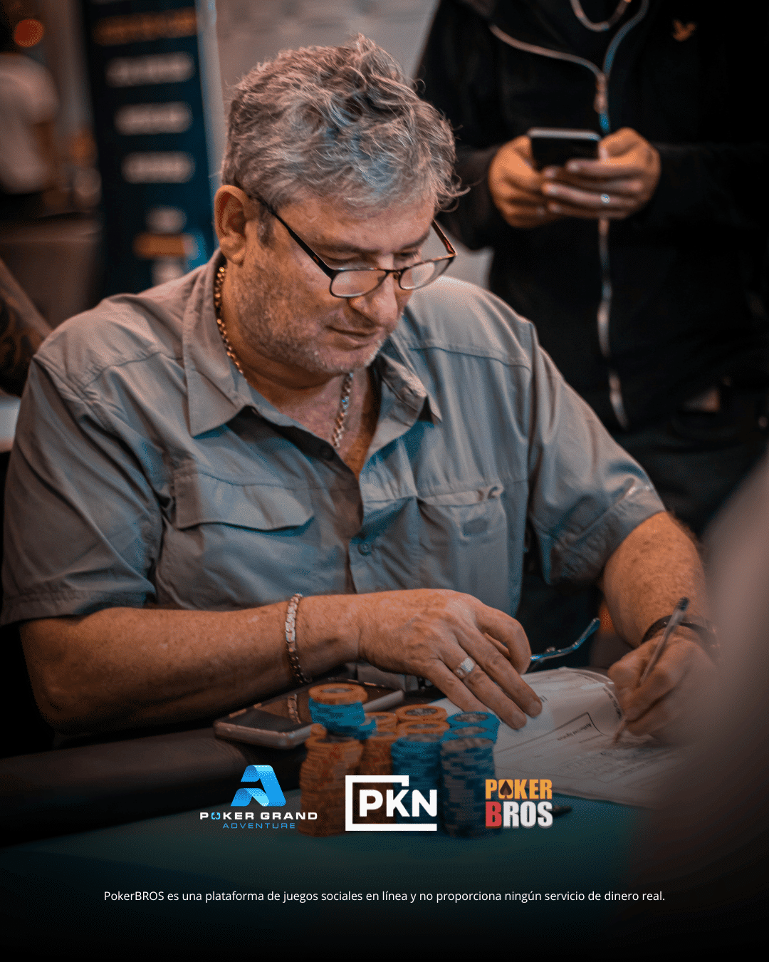 Álex hizo recordar que Brenes es un apellido de tiburones
