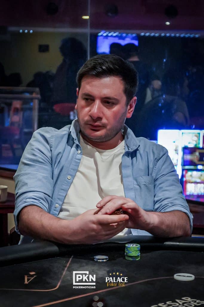 Giorgio Kavaratshe es el chipleader del Día 1A en el Mystery Bounty con 385.500