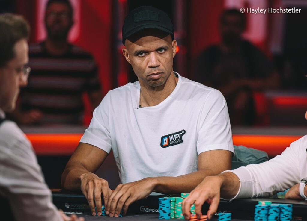 El Evento #40: 0.000 Super High Roller NLH, «El Juego de las Estrellas» corre en su Día 2 con Phil Ivey cerca del mando