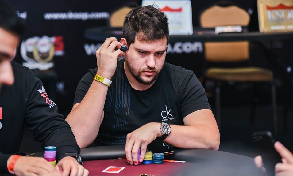 Geraldo César se consagró a cuatro cartas y le dio un brazalete más a Brasil en las WSOP online