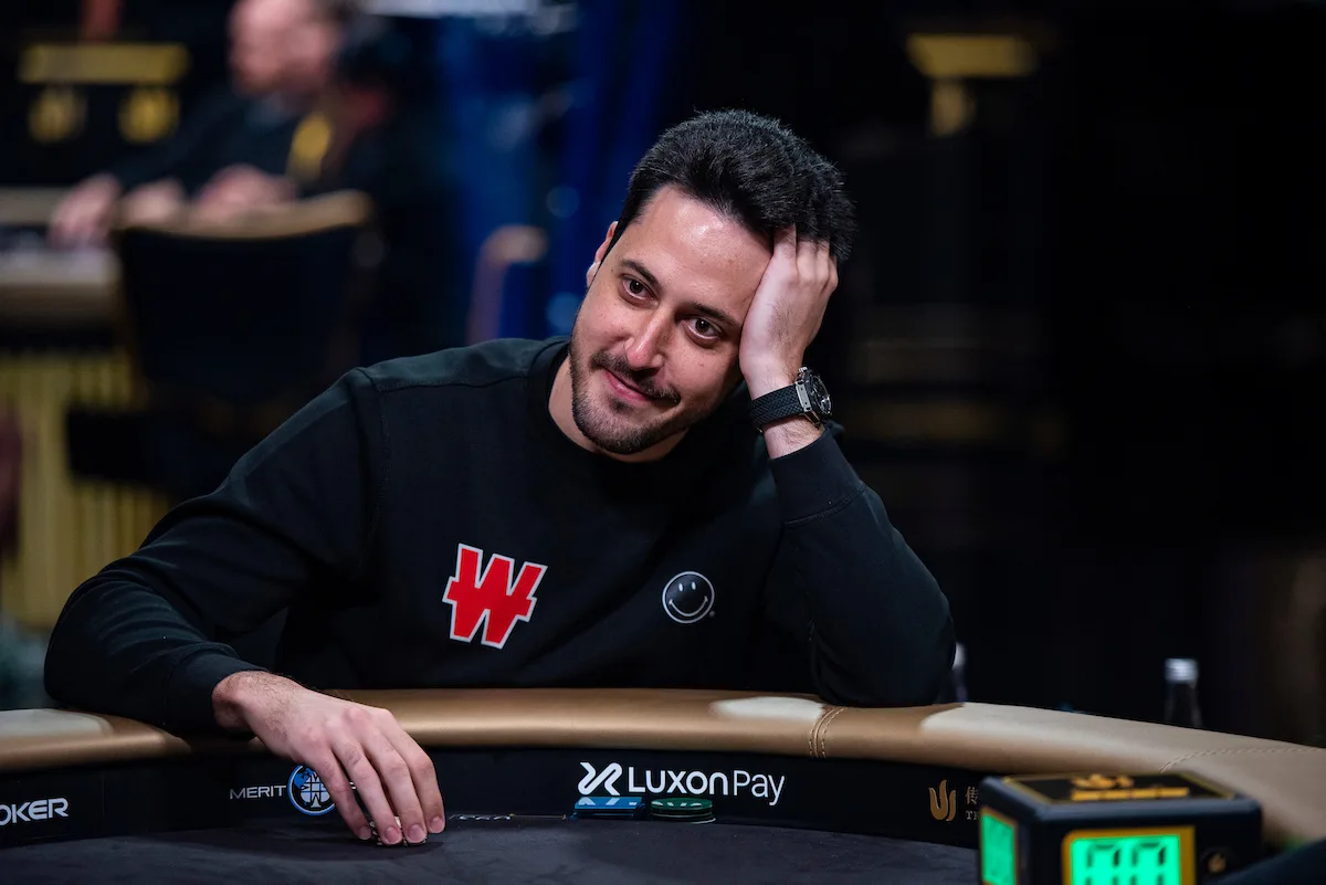 Adrián Mateos vuelve al podio en Montecarlo