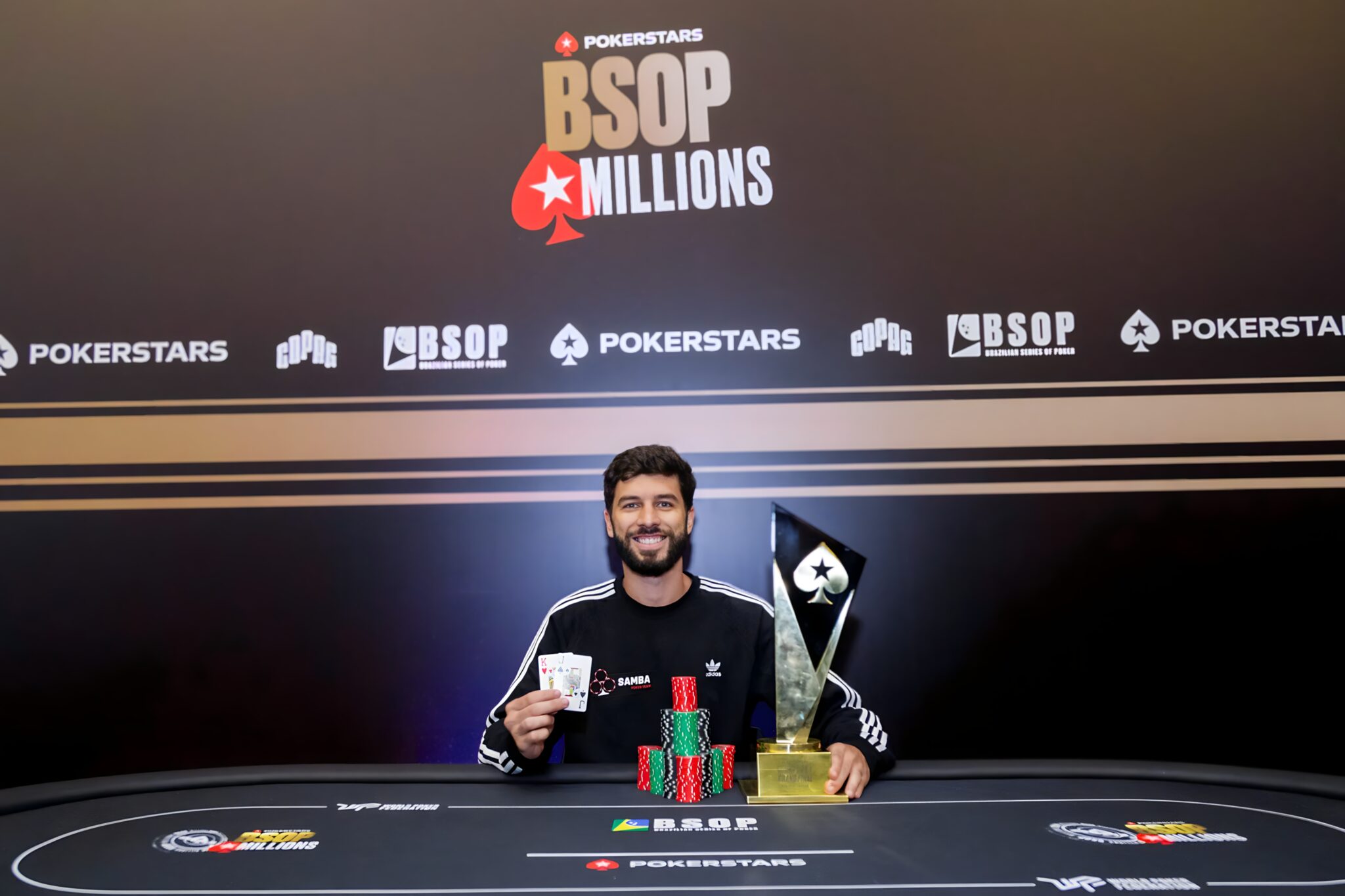 Bernardo Soares logra el título en el último Main Event del LAPT durante las BSOP Millions 2024