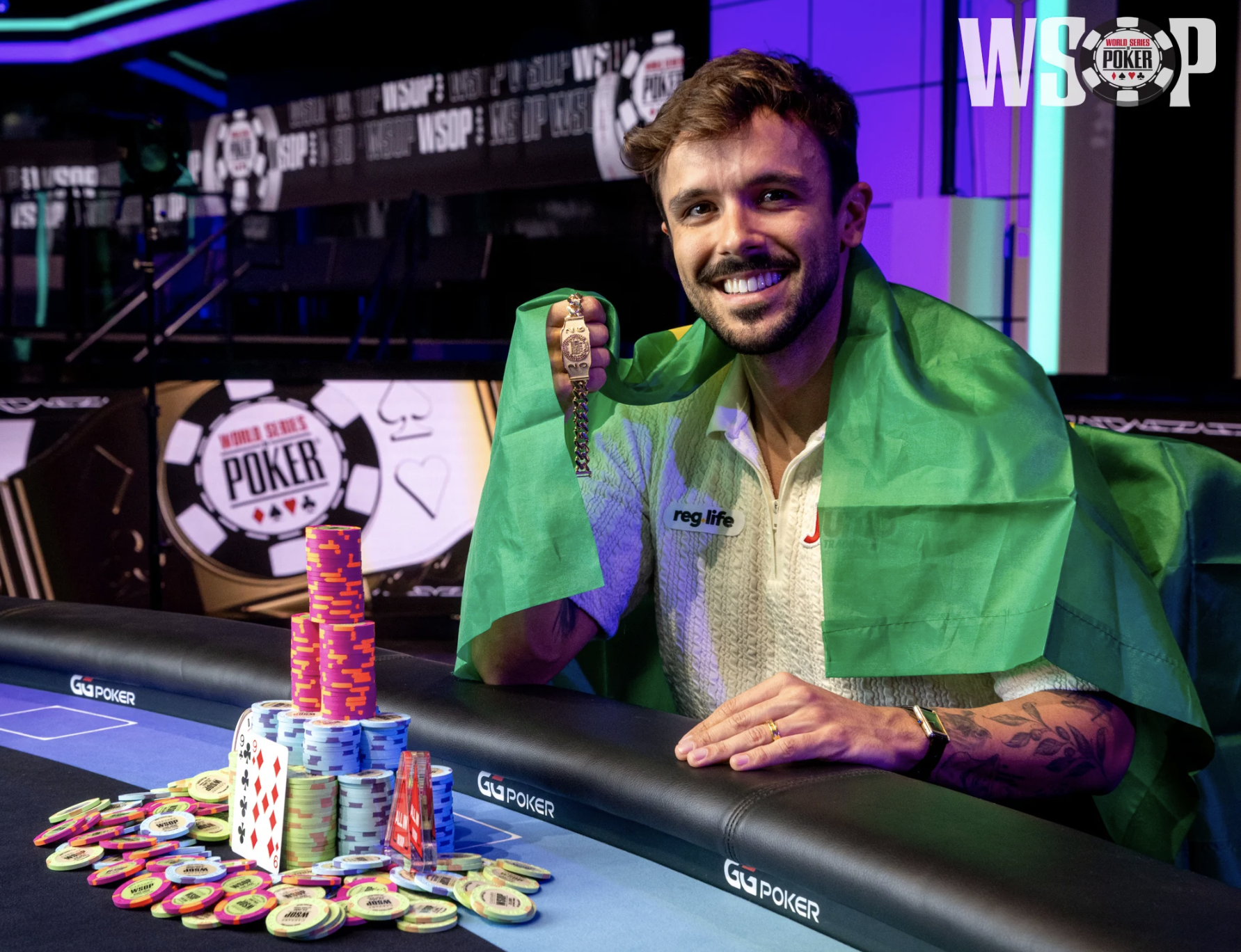 Yuri Dzivielevski entra en la historia de la WSOP: sexto brazalete y premio récord