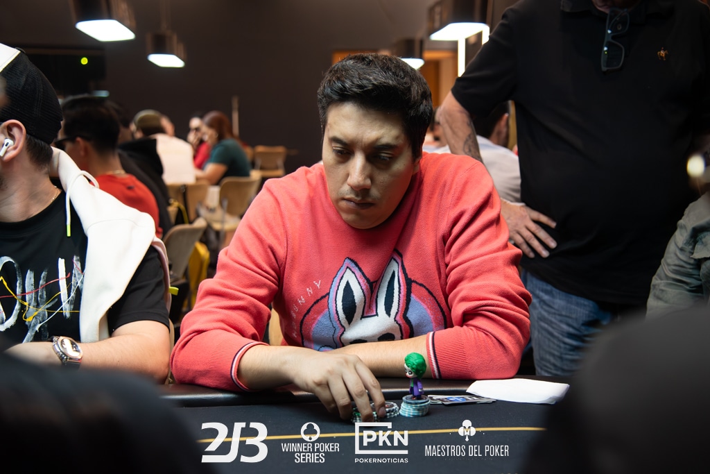 Guerrero y Velasco le dieron comando foráneo al vuelo inicial, en el torneo central para los Maestros del Poker, en Medellín