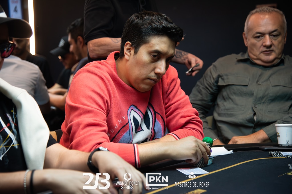 Bejarano tiene una importante ventaja cerca de la recta final, en el camino que definirá a un nuevo Maestro del Poker en Medellín