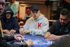 Main Event – WPS – Día 2 – WPS Etapa 3 - 4.000 Millones GTD – foto 131