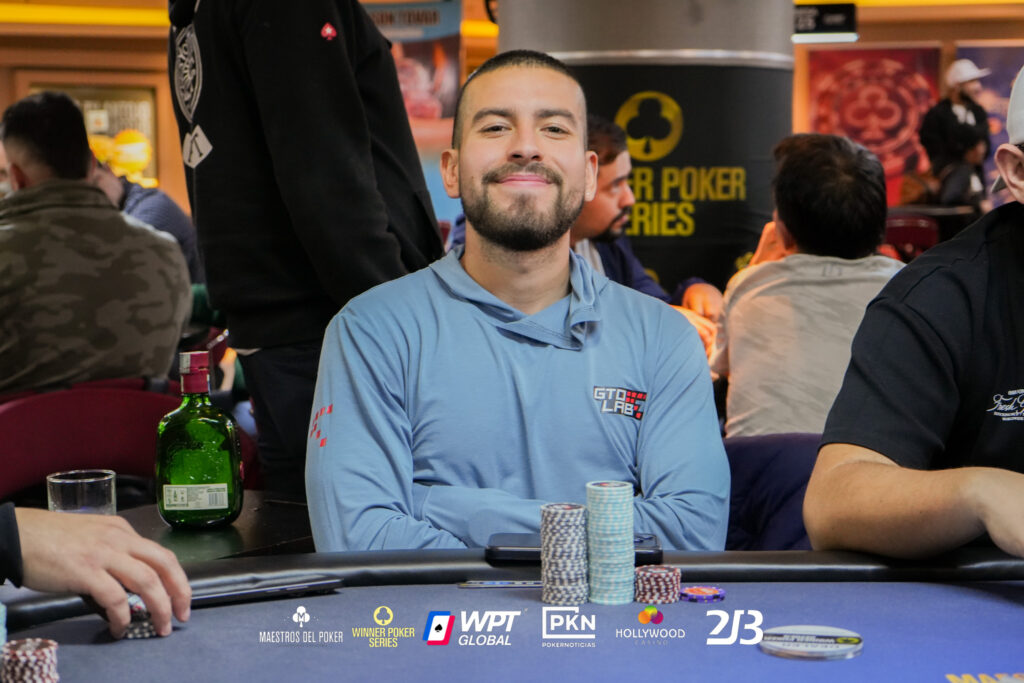 Jorge Andres Osuna manda en el Día 1B y cobra el bono de chipleader en el Main Event