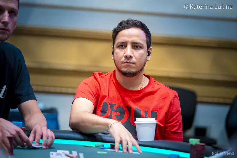 Eduardo Bernal «Cope» busca protagonismo mientras las leyendas mandan en el Poker Players Championship