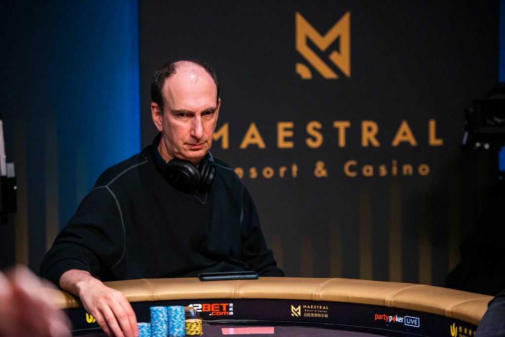 Erik Seidel supera a Phil Ivey y alcanza un hito histórico en las ganancias del poker en vivo