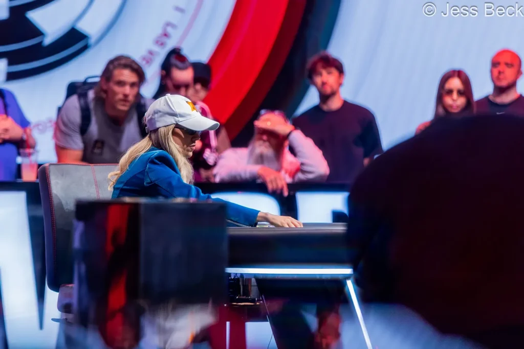 Kristen Foxen ganó su tan merecido sexto brazalete WSOP a lo grande: ganó el USK High Roller