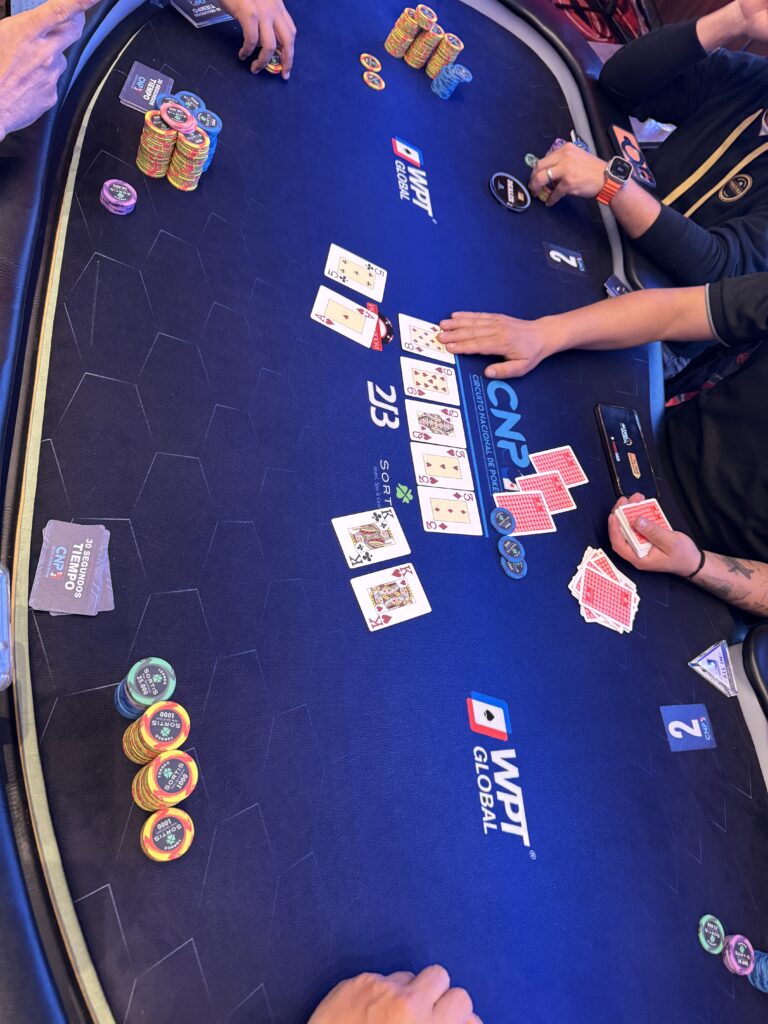 Se estrelló contra un muro – CNP – Main Event 200K, Día 2 – CNP Panamá