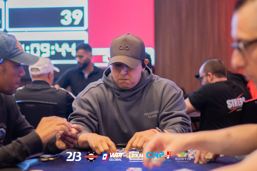 Se empiezan a armar los stacks – Open – CNP Panamá, Día 1A