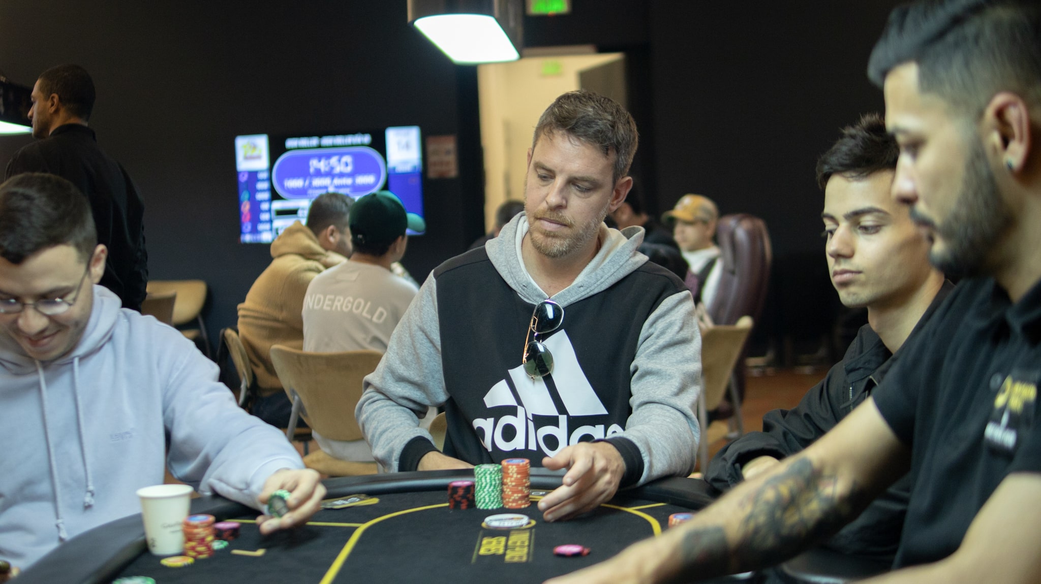 Palau dictó cátedra entre los Maestros que se metieron al Día 2 del High Roller en su vuelo 1A