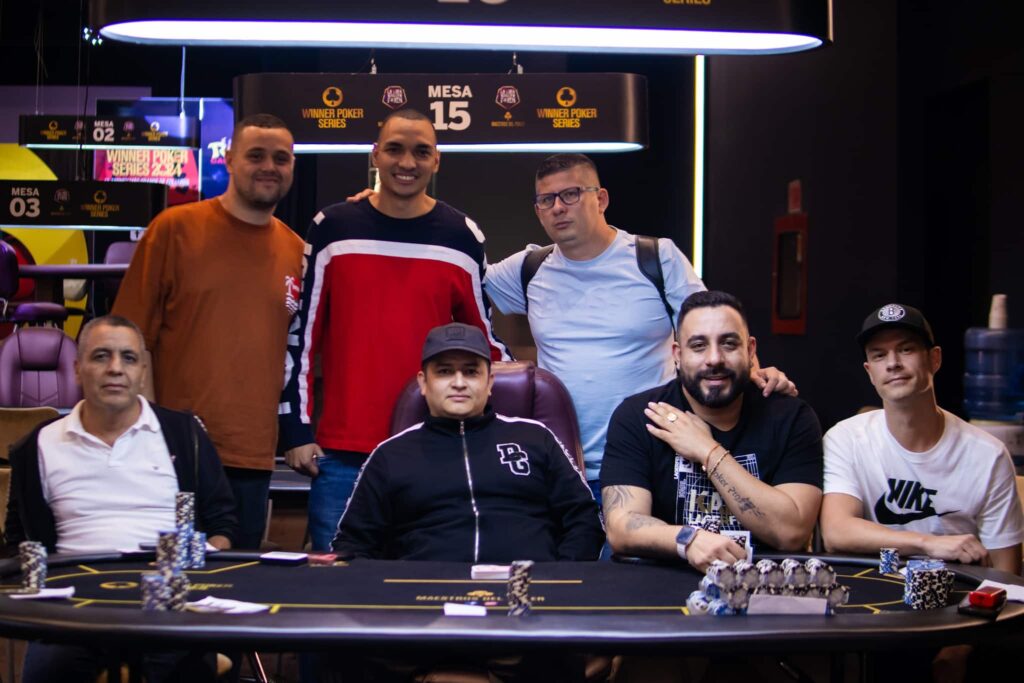 Cingu dio su lección entre los Maestros del Poker para llevarse el trofeo del High Roller