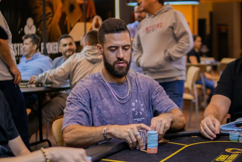 Chacón y González abrieron la senda hacia el Día 2 en los dos últimos vuelos clasificatorios del torneo mayor de las Winner Poker Series