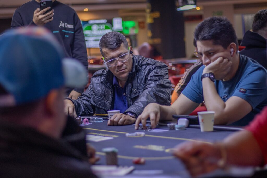 Inicia el segundo día clasificatorio – Evento Principal – WPS 2025, Día 1B – Evento Principal – WPS 2025 – Winner Poker Series Bogotá 2025 3 Etapa