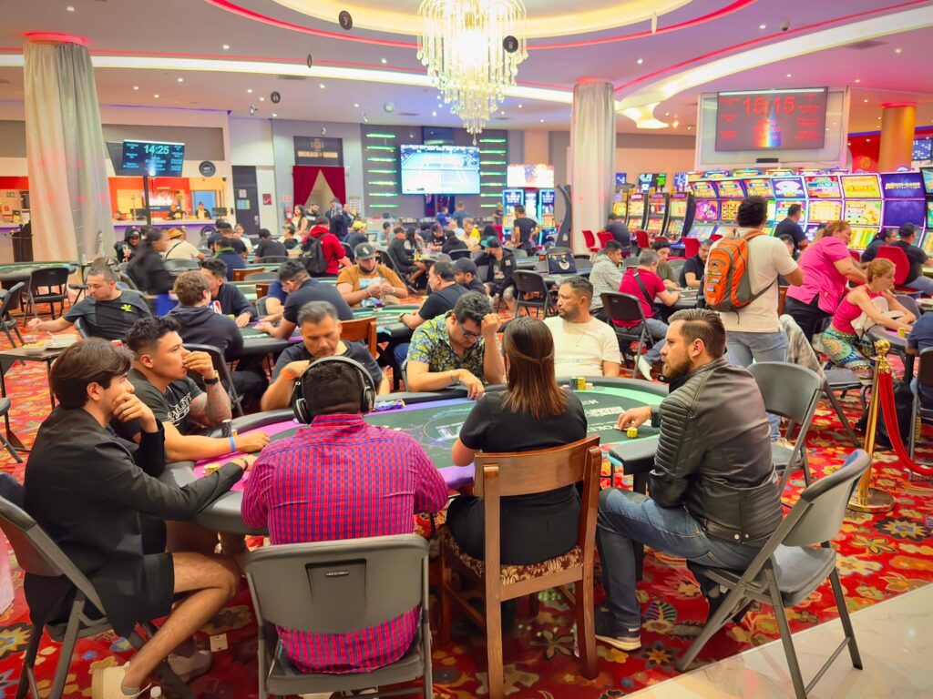 Tadeo Palomares lidera a los 103 clasificados al Día 2 del Main Event en el NVT: buscarán la gloria y MXN0.000 en recompensa.