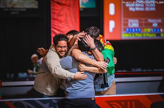 Pedro Neves conquistó el Monster Stack mientras que Chris Hunichen alcanzó la gloria en el High Roller de US0.000.