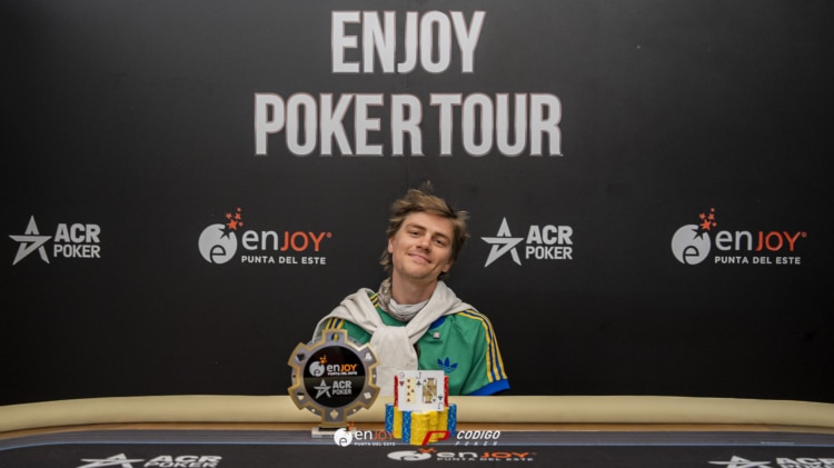 Tulin brindó con vodka por su triunfo en el High Roller del Enjoy Poker Tour