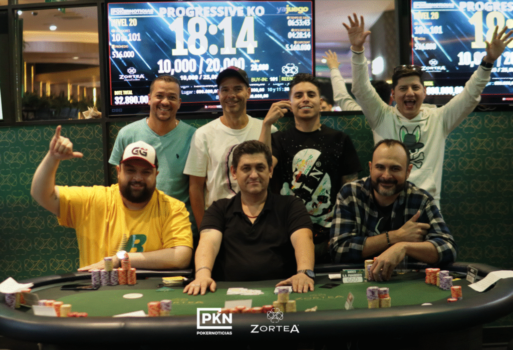 Al momento del aterrizaje, Carrasco guió el vuelo 1C del Evento Principal en el Zortea Poker Room