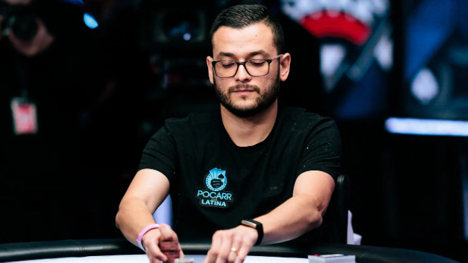Julián Pineda firma otro gran cobro online