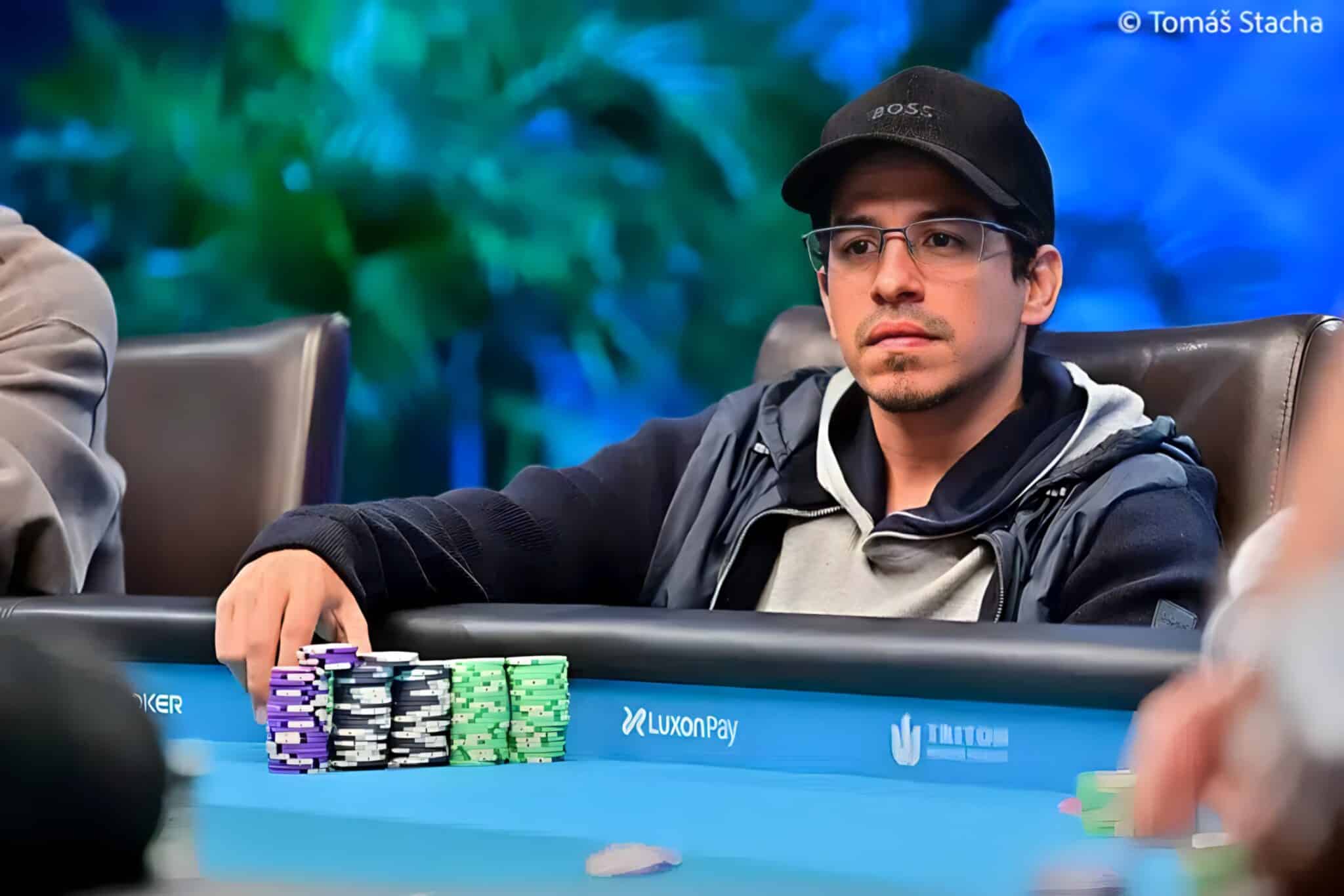 Toro terminó como el mejor hispano en el Super Main Event de las WSOP Paradise. Aziz a un paso del título en el Día Final.