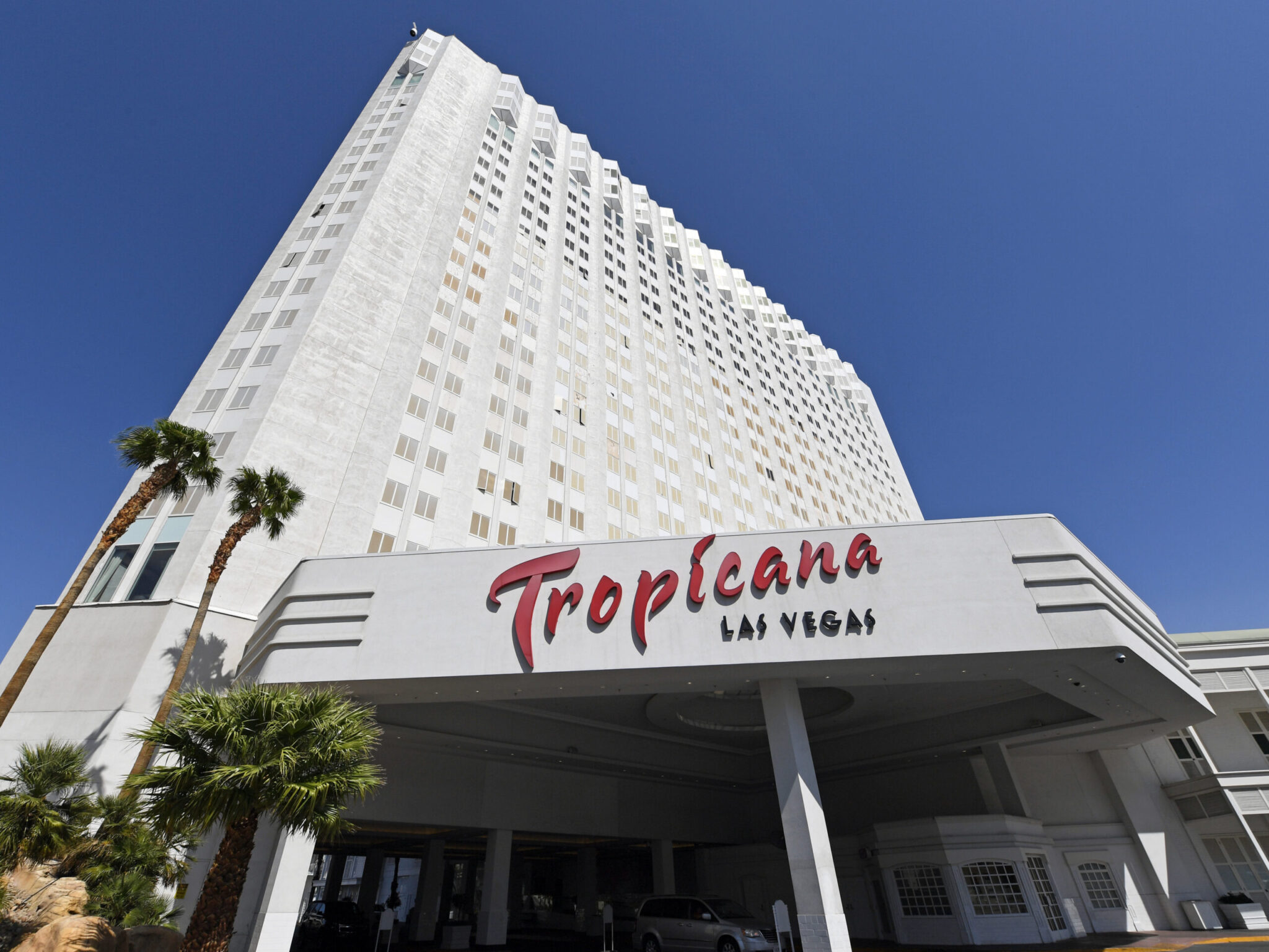 Las Vegas se despide de un ícono: el casino Tropicana será derrumbado hacia finales de año.