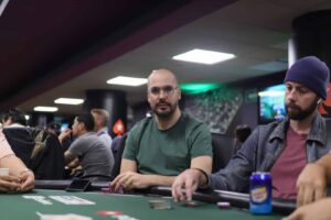 Jugadores destacados en acción. – Evento Principal – LAPT Mexico, Día 1C