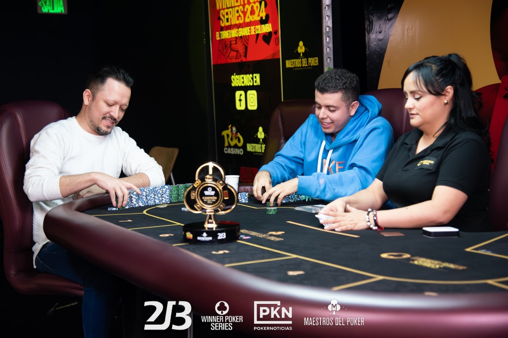 A velocidad turbo, Ramos se llevó el segundo trofeo entre los Maestros del Poker en Medellín