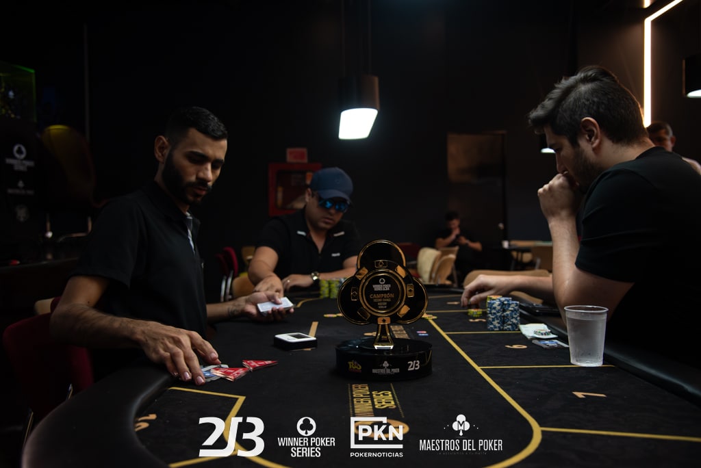 Ordóñez se llevó a Ecuador el trofeo del Mystery Bounty en las Winner Poker Series Medellín