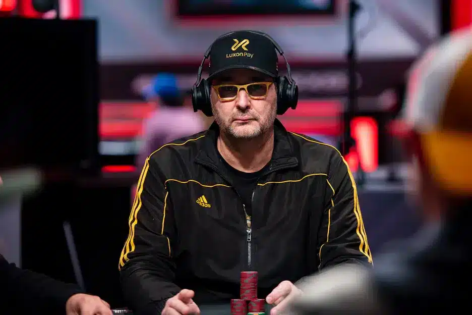 Phil Hellmuth, el “Poker Brat”, acecha su 18.º brazalete en la WSOP 2025
