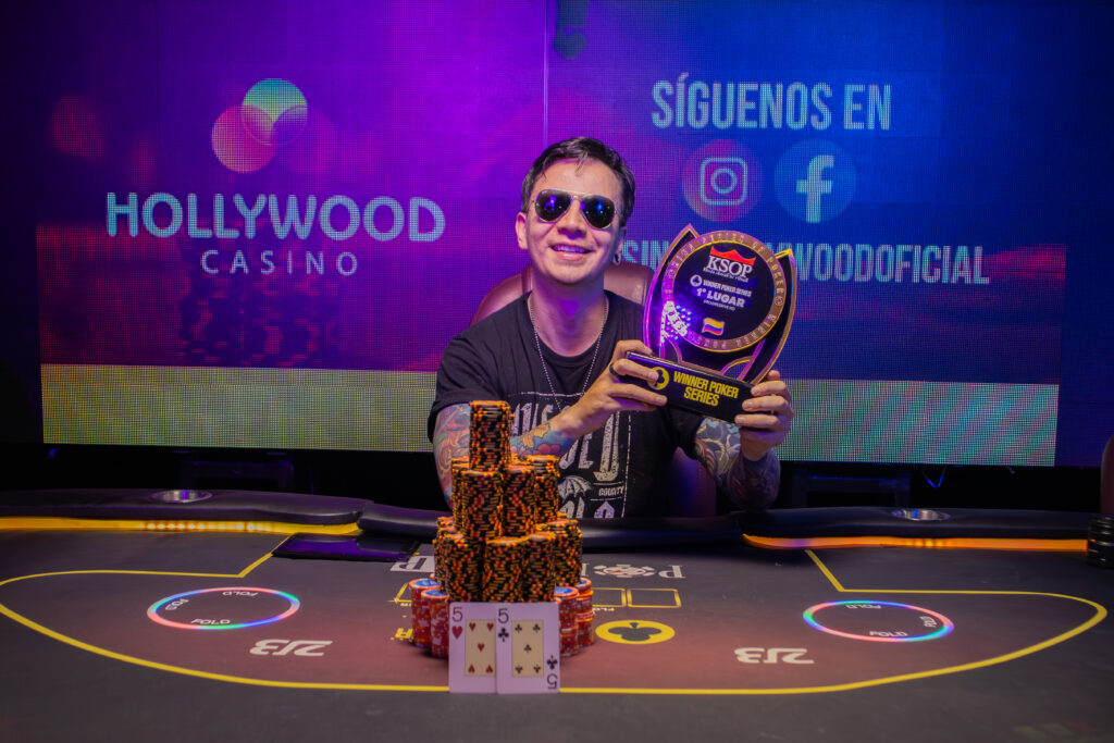 Por la vía del nocaut, Vivas alcanzó su trono entre los Reyes del Poker en Bogotá