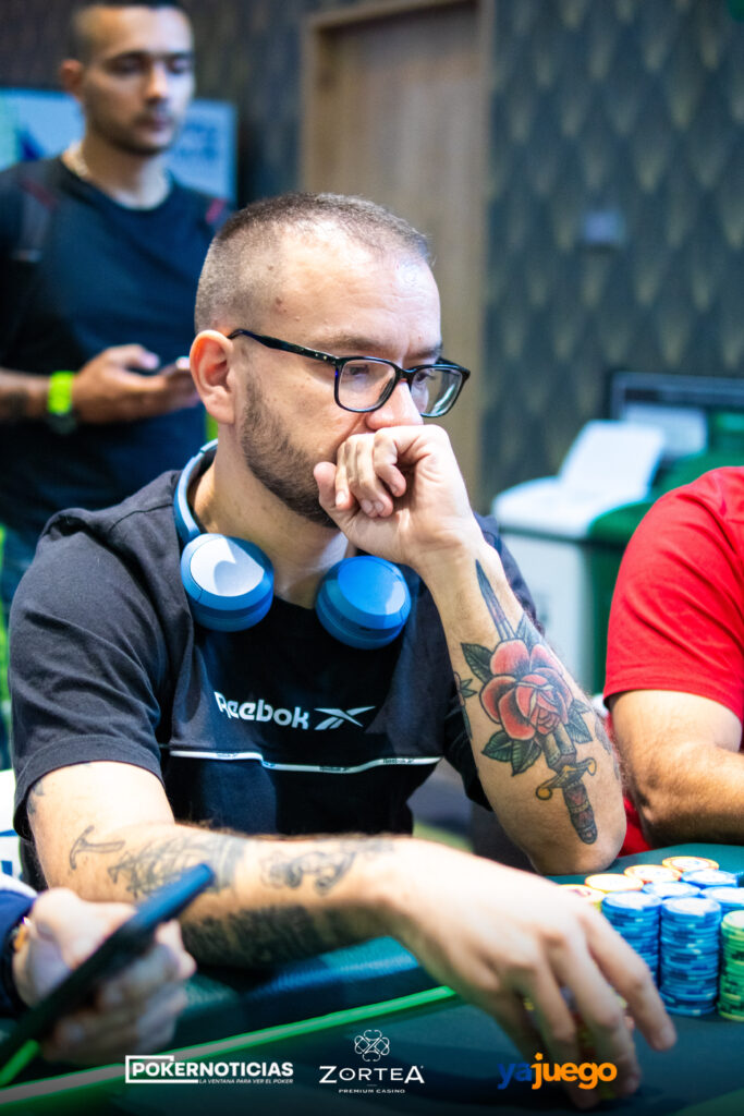 Baker cuenta con el mayor impulso para llegar a la mesa final del torneo central en el Zortea