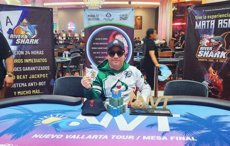 Aguirre se adueñó del trofeo del Evento Principal en el tour de la Riviera Nayarit
