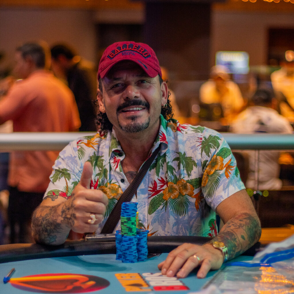 Vílchez pone el paso en el camino hacia la final del Jackie’s Poker Tour en el Waymore