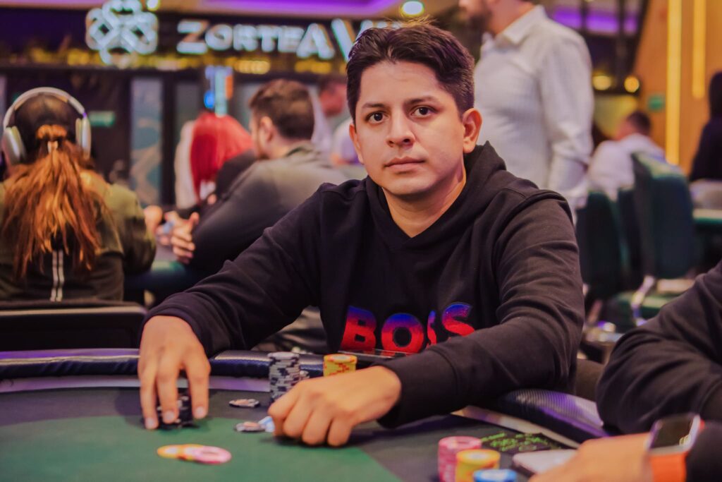 Gerber tuvo el paso más firme al avanzar en el inicio del High Roller, en el despegue del Zortea Poker Open