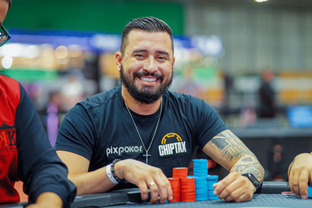 Scott Ball marca el ritmo en el avance hacia la mesa final del High Roller de las KSOP South America