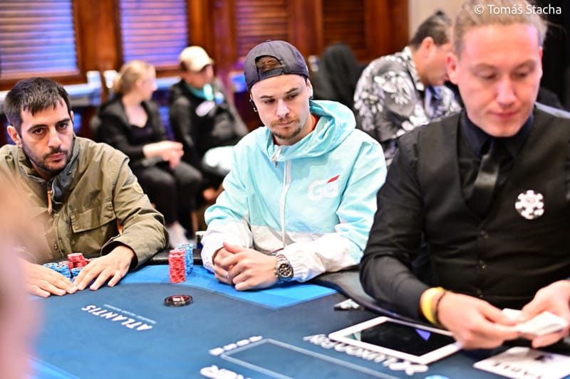 Acevedo alcanzó el podio en el maratónico Mini Main Event de las WSOP Paradise