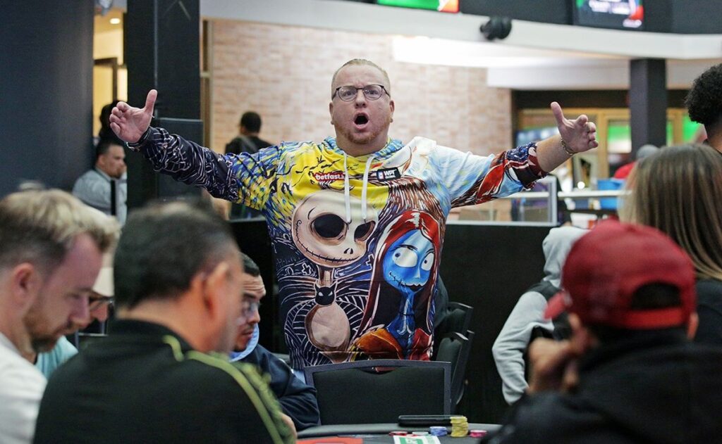 Léo Rizzo lidera el Main Event de las KSOP GGPoker Premium con 24 jugadores en el día 4