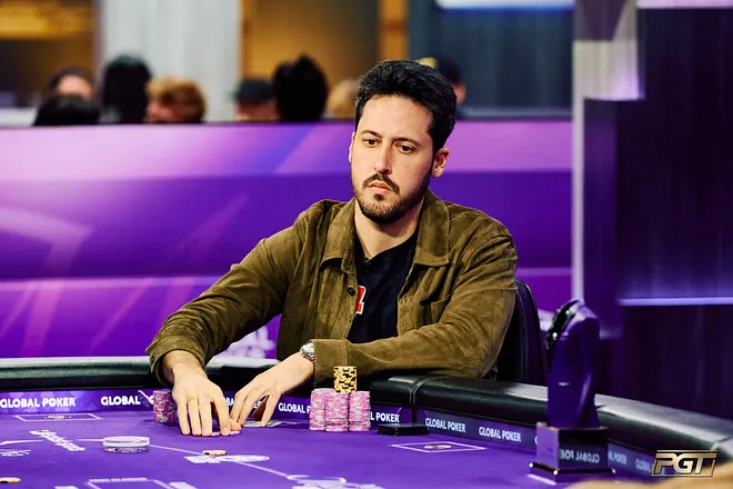 Adrián Mateos roza el título y suma US$151.200 en Las Vegas