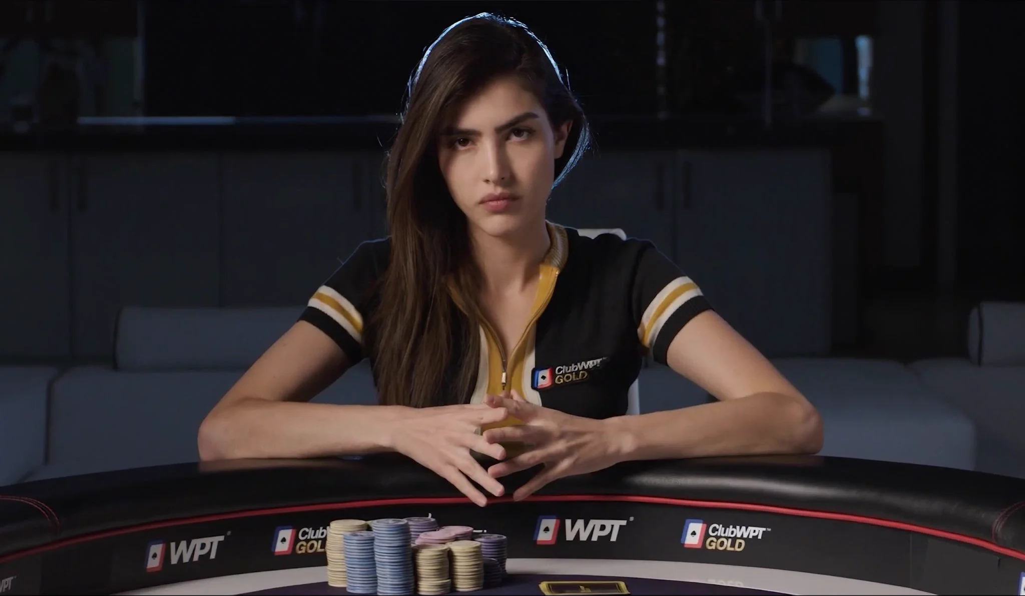 De reina del ajedrez a ganar US$250.000 jugando poker